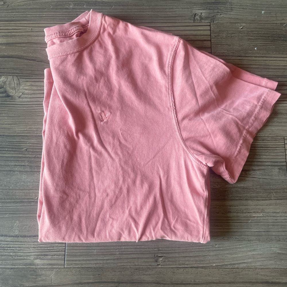 American Eagle Outfitters Pink T-Shirt Size Medium
